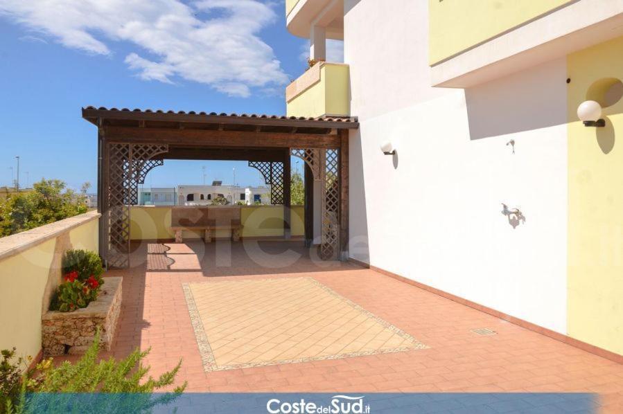 Case Vacanze Vista Mare Torre Pali Eksteriør billede