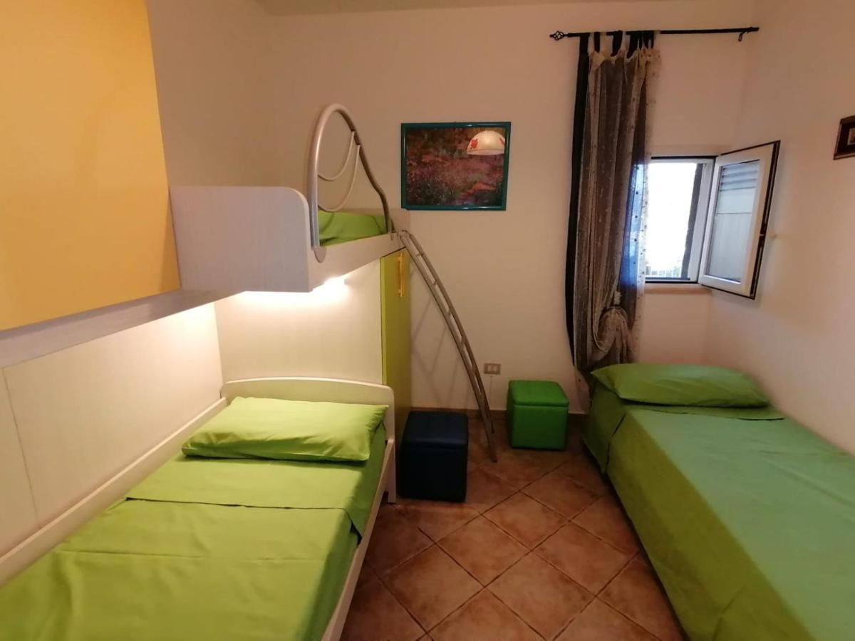Case Vacanze Vista Mare Torre Pali Eksteriør billede