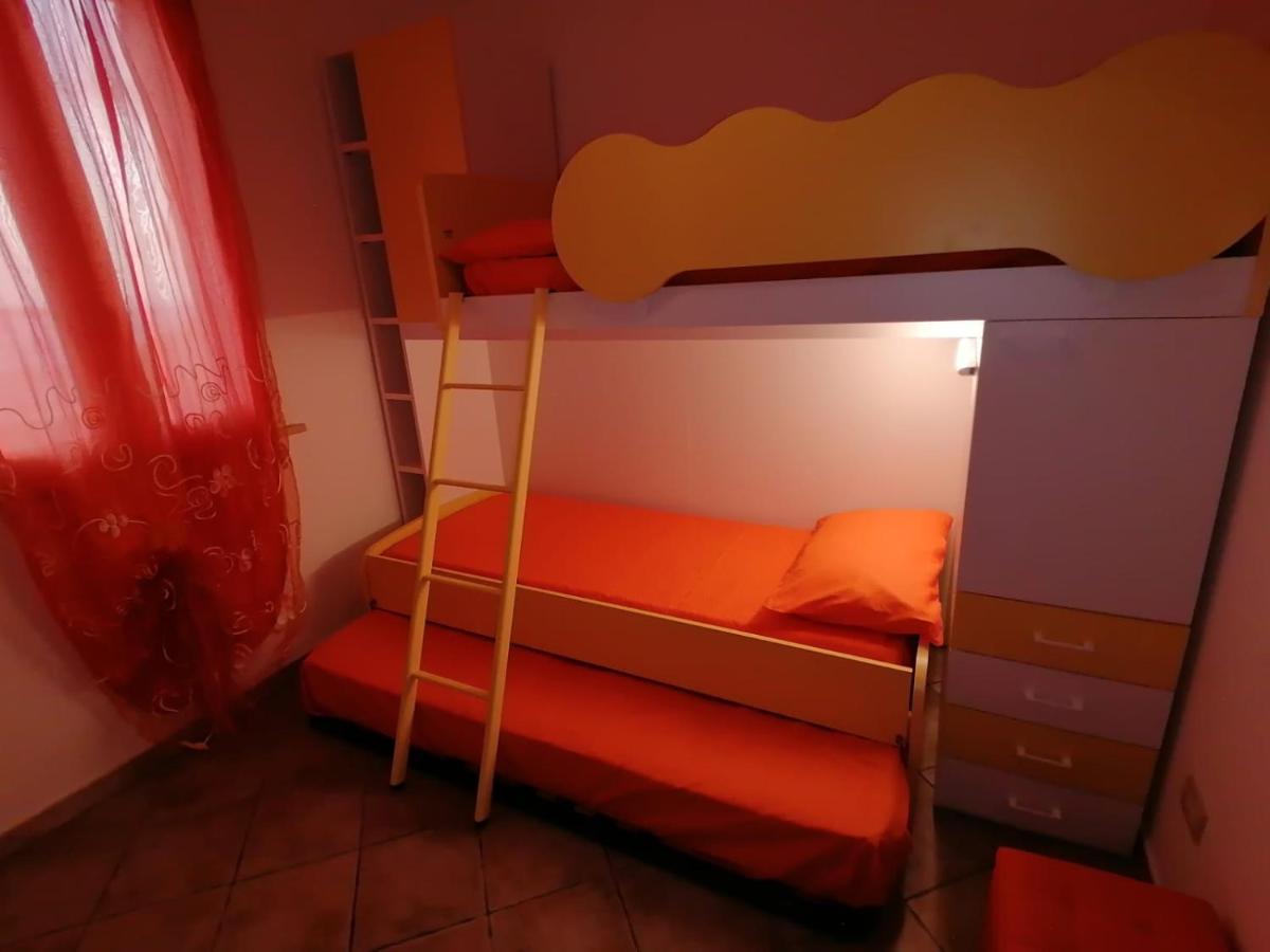 Case Vacanze Vista Mare Torre Pali Eksteriør billede