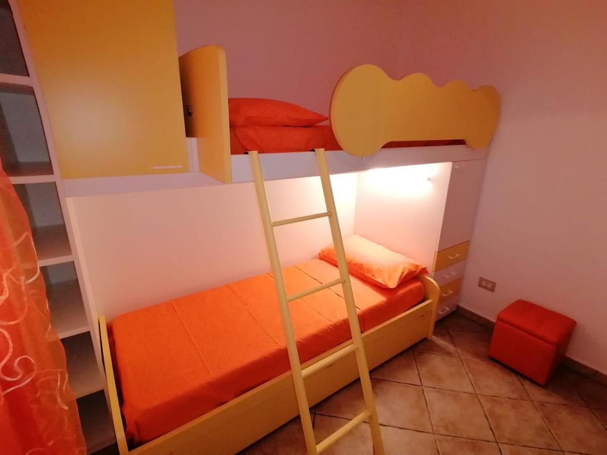Case Vacanze Vista Mare Torre Pali Eksteriør billede