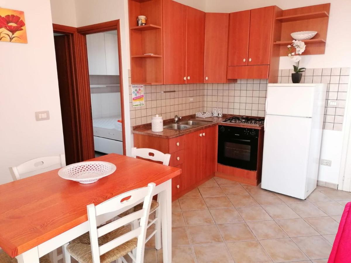 Case Vacanze Vista Mare Torre Pali Eksteriør billede